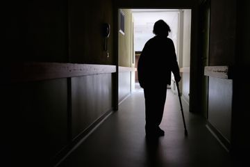 Epidémie : les failles des EHPAD