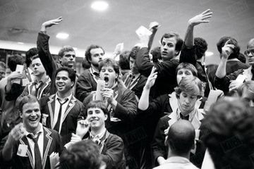 Dans les archives de Match - Dans l'effervescence des temples de la finance