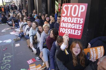 La stratégie climat de TotalEnergies validée lors d'une AG sous tension à Paris