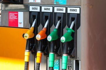 Shell, TotalEnergies : la flambée des prix des hydrocarbures propulse les bénéfices des pétroliers