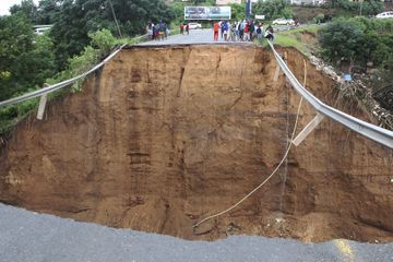 En images, dévastation en Afrique du Sud après des inondations meurtrières