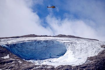 Glacier en Italie : les recherches de survivants continuent, sans grand espoir