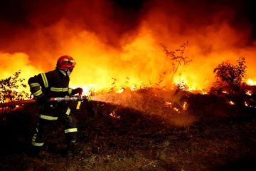 Incendies dans le sud-ouest de la France: 8.000 nouvelles évacuations au bassin d'Arcachon