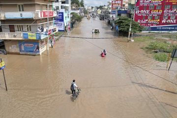 Inondations spectaculaires dans le sud de l'Inde, Bangalore sous l'eau