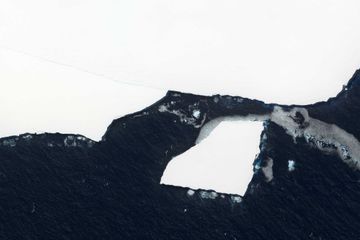 Le plus grand iceberg au monde menace de heurter une île de l'Atlantique Sud