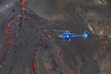 Les superbes images de l'éruption du Piton de la Fournaise