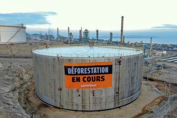 Greenpeace accuse TotalEnergies de dissimuler l'impact climatique d'une raffinerie
