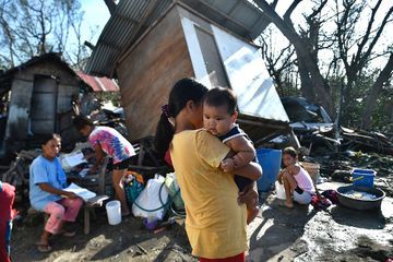 Philippines: appels à l'aide après le passage du typhon Rai, au moins 375 morts