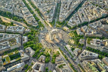 Pistes cyclables, grandes places, signalisation...Comment Anne Hidalgo veut transformer Paris