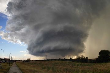 Plusieurs tornades saccagent le nord de l’Italie