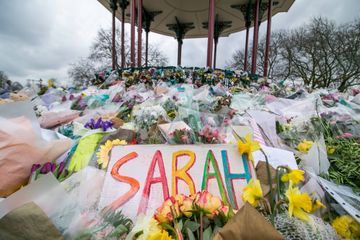 De nouvelles révélations sur la mort de Sarah Everard, Britannique tuée par un policier