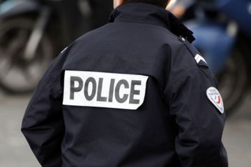 Découverte d'un corps coulé dans un mur à Nice, des gardes à vue en cours