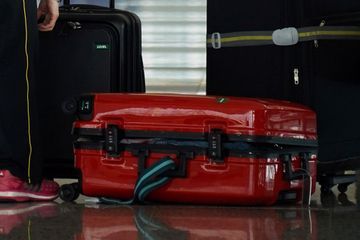 Deux ados de 15 ans transportaient une valise contenant le corps d'un jeune garçon