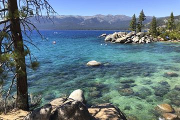 Le corps d'un homme disparu retrouvé à 500 mètres de profondeur dans le lac Tahoe