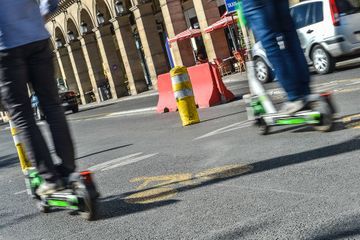 Paris : Une femme décède après avoir été percutée par une trottinette