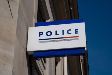 Pendant dix ans, une sexagénaire a été droguée par son mari et violée par des inconnus