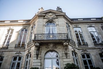 Quatre personnes interpellées après une fête clandestine non loin de Matignon