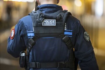 Un homme en possession d'une tête et d'un pénis se rend aux gendarmes à Fréjus