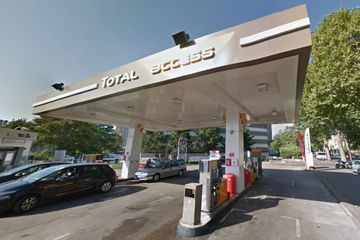 Un homme mortellement poignardé après une dispute dans une station-service