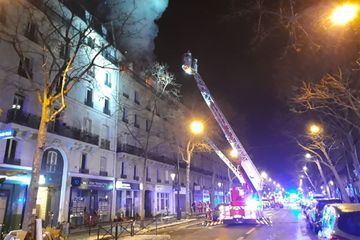 Un incendie à Paris fait deux morts et deux blessés graves