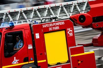 Un mort et quatre blessés dans l'incendie d'un immeuble parisien