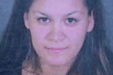 Une mère en pleine bataille judiciaire soupçonnée d'avoir poignardé ses trois jeunes enfants