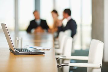 Absent de son travail depuis 15 ans, il continuait à percevoir son salaire