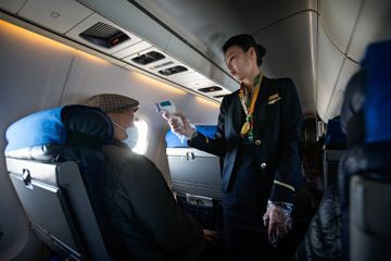 Coronavirus: un passager éternue, ses voisins demandent que l'avion se pose