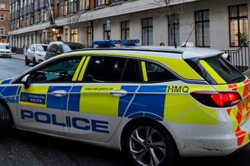 À Londres, la police abat un homme ayant poignardé plusieurs personnes dans un acte 