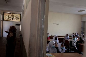Afghanistan : Paris «condamne» la décision de priver les filles d'école secondaire