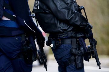 Allemagne : deux policiers abattus, les meurtriers en fuite