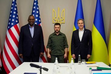 Antony Blinken et Lloyd Austin ont rencontré Volodymyr Zelensky à Kiev