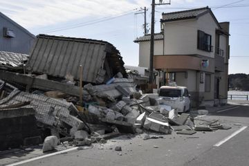 Au Japon, 4 morts et plus de 100 blessés dans un violent séisme de magnitude 7,4