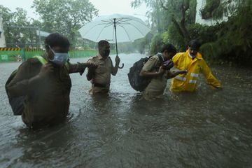 Au moins 21 morts et 96 disparus sur le passage du cyclone Tauktae en Inde