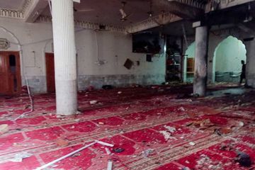 Au Pakistan, au moins 30 morts dans un attentat dans une mosquée de Peshawar