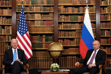 Biden et Poutine louent un sommet constructif, jouent l'apaisement