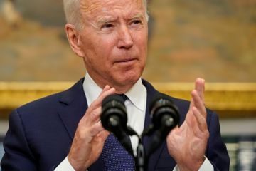 Biden n'exclut pas de prolonger la présence américaine à l'aéroport de Kaboul