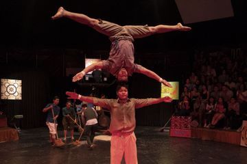 Cambodge : acrobates gagnants