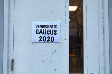 Caucus démocrate dans l'Iowa : pas de résultats officiels, la confusion règne