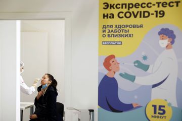 Covid-19: le Kremlin exhorte les Russes à se faire vacciner