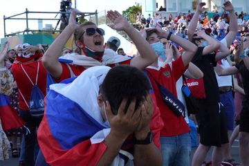 Covid-19 : Moscou limite les évènements publics et ferme sa fan-zone de l'Euro