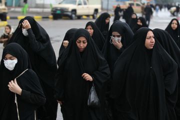 Des dizaines de milliers de pèlerins rassemblés en Irak malgré le coronavirus