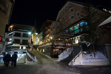 Employés malades, contaminations et fêtes endiablées... une station du Tyrol au coeur du scandale