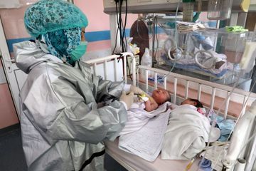 En Afghanistan, un bébé de trois heures survit à deux balles dans le corps