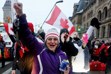 En images, les convois anti-restrictions sanitaires dans le monde