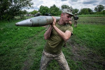 En images, sur le front de guerre en Ukraine