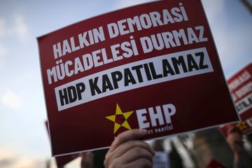 En Turquie, une femme tuée dans une attaque contre un bureau du parti prokurde
