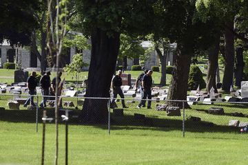 Etats-Unis : Cinq personnes touchées par balles lors d'une fusillade durant un enterrement