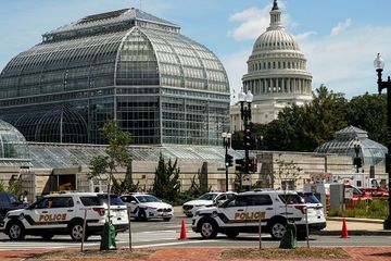 Etats-Unis: un homme menace de faire exploser une bombe devant le Capitole