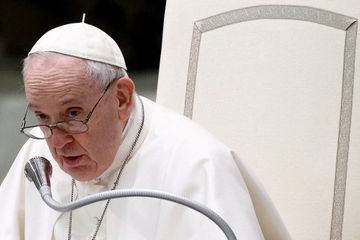 Guerre en Ukraine : le pape demande «que les armes se taisent»